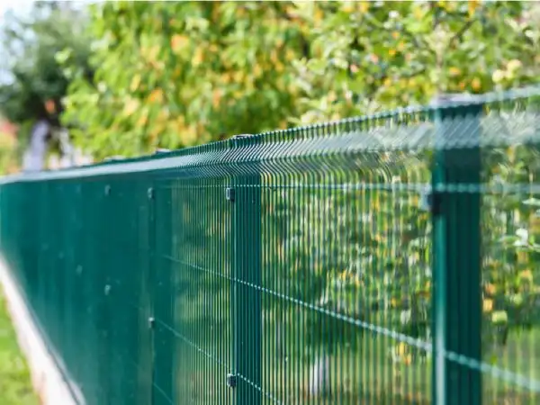 Installateurs clôture de jardins Charente-Maritime